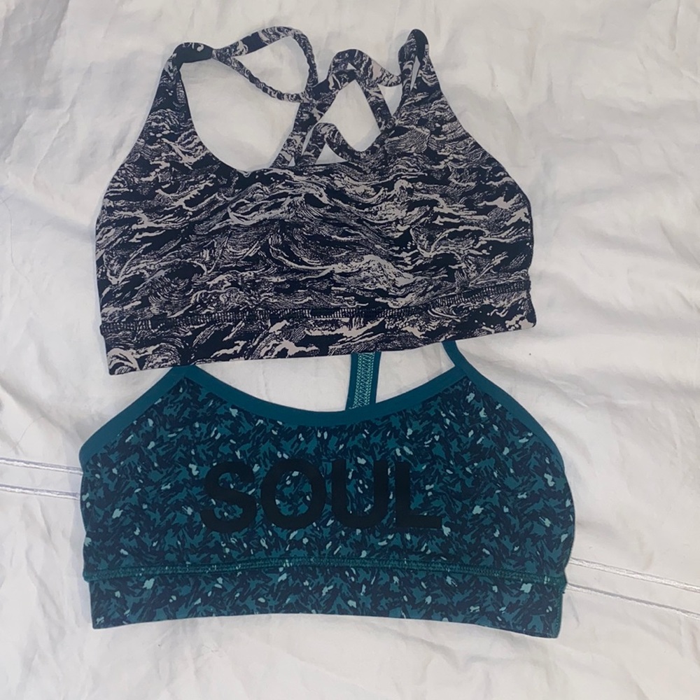 Lululemon sports bras